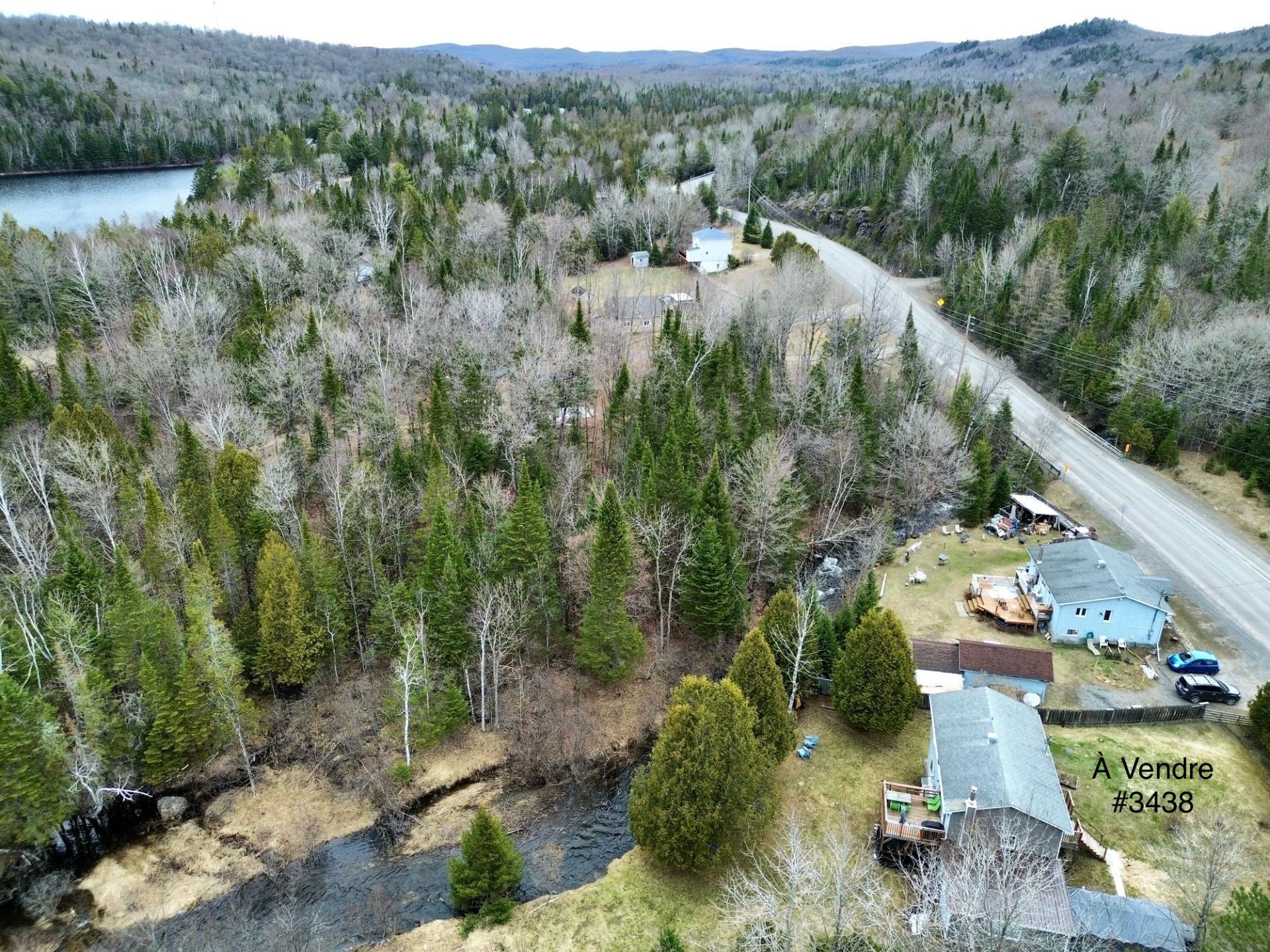 









3438


Route Principale

,
Wentworth-Nord,




QC
J0T1Y0

