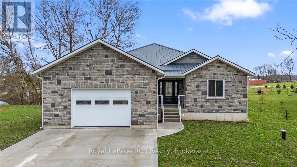 












7 MILL STREET

,
West Grey,




Ontario
N0G1S0

