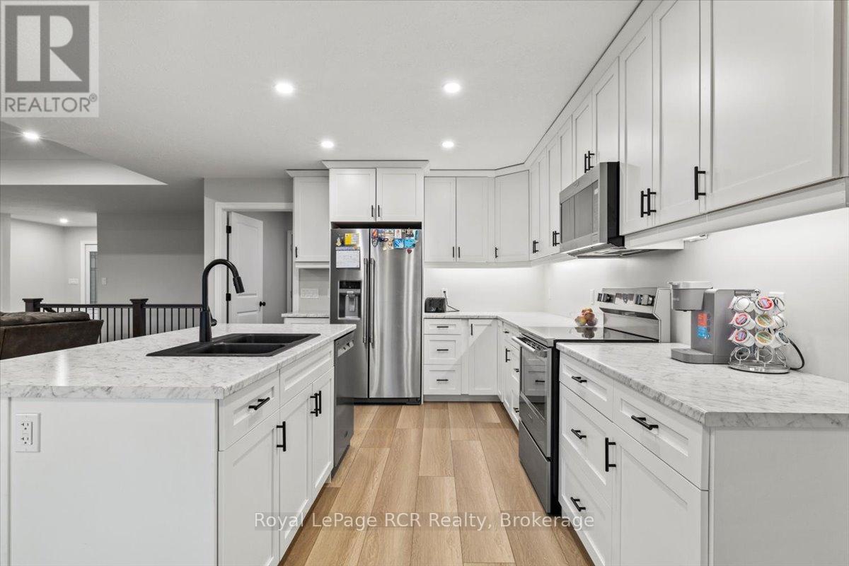 












7 MILL STREET

,
West Grey,




Ontario
N0G1S0

