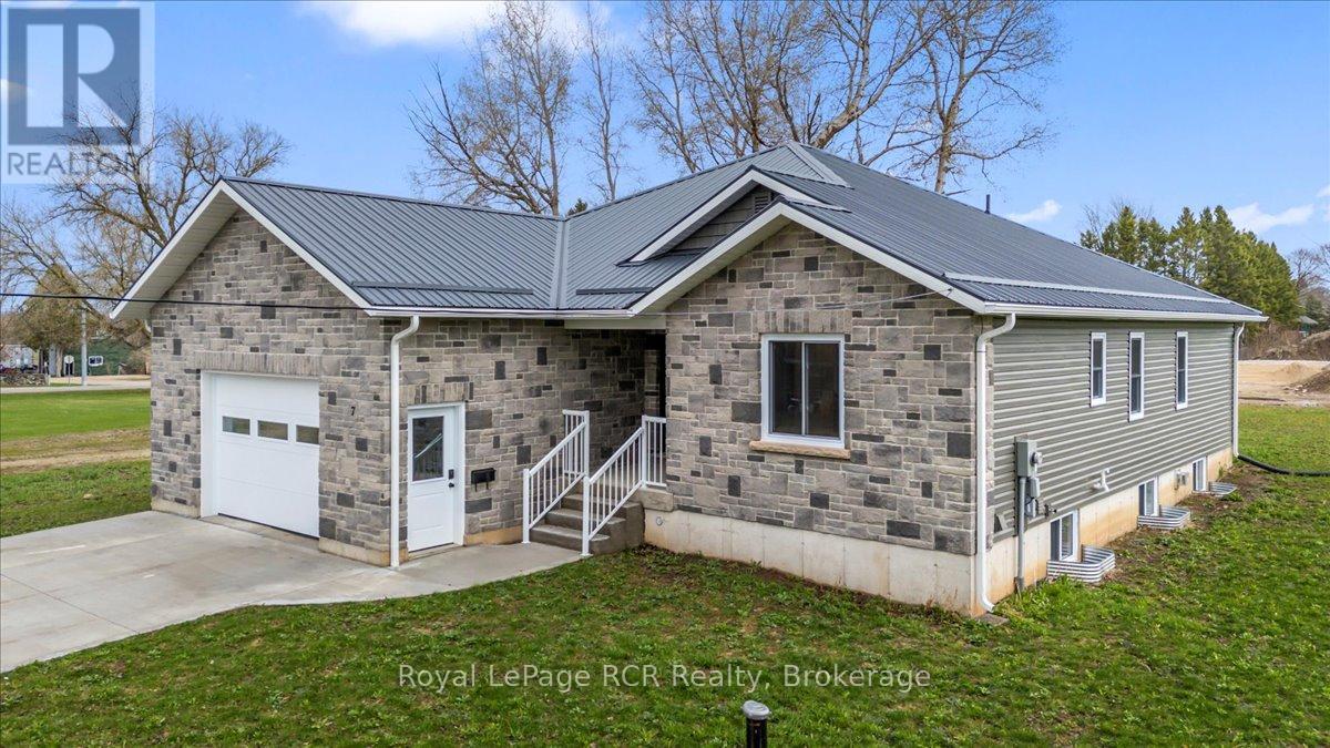 












7 MILL STREET

,
West Grey,




Ontario
N0G1S0

