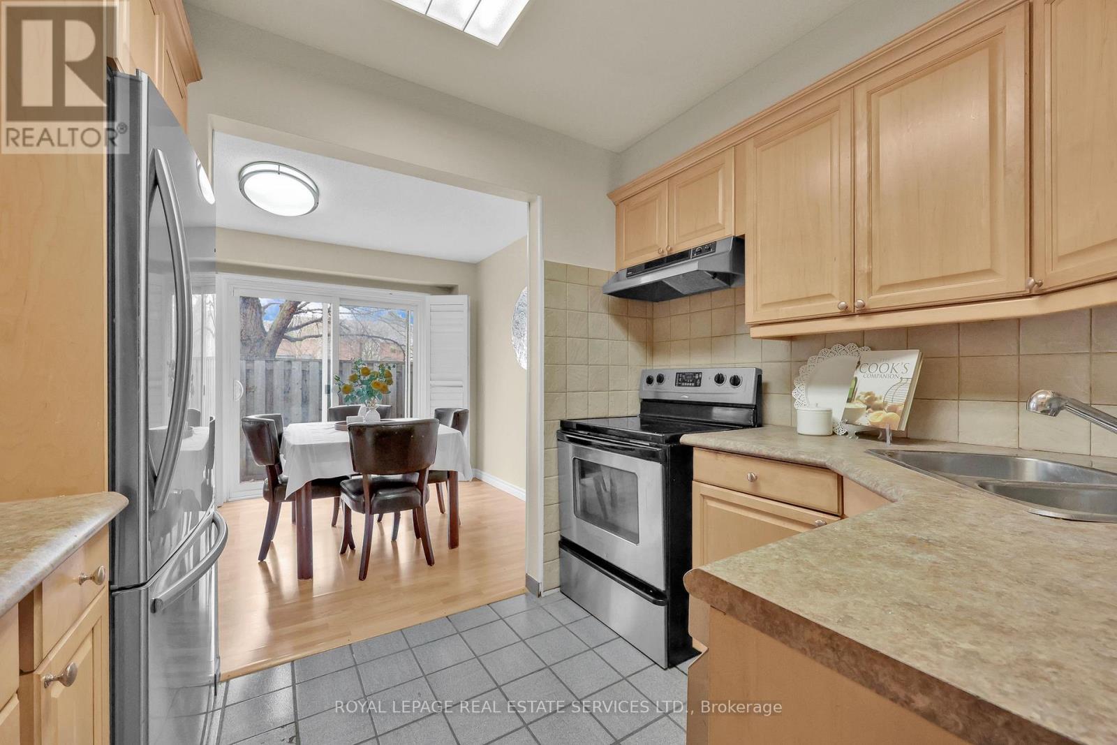 












70 - 3125 FIFTH LINE W

,
Mississauga,




Ontario
L5L3S8

