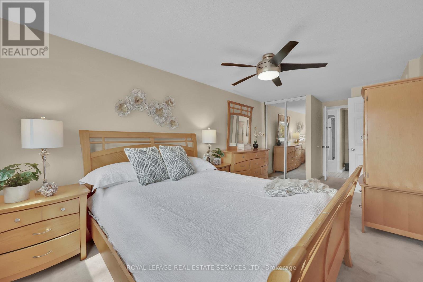 












70 - 3125 FIFTH LINE W

,
Mississauga,




Ontario
L5L3S8

