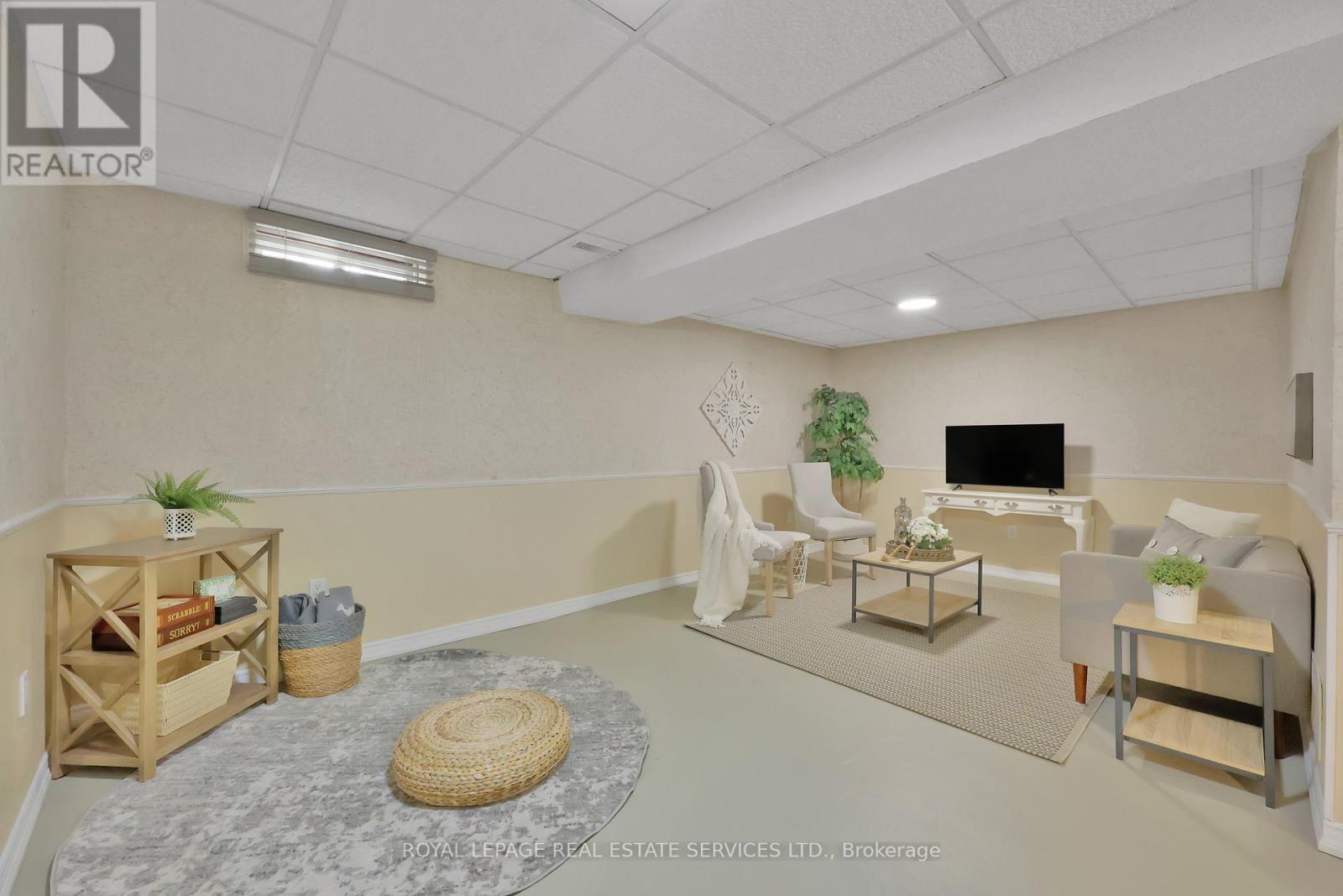 












70 - 3125 FIFTH LINE W

,
Mississauga,




Ontario
L5L3S8

