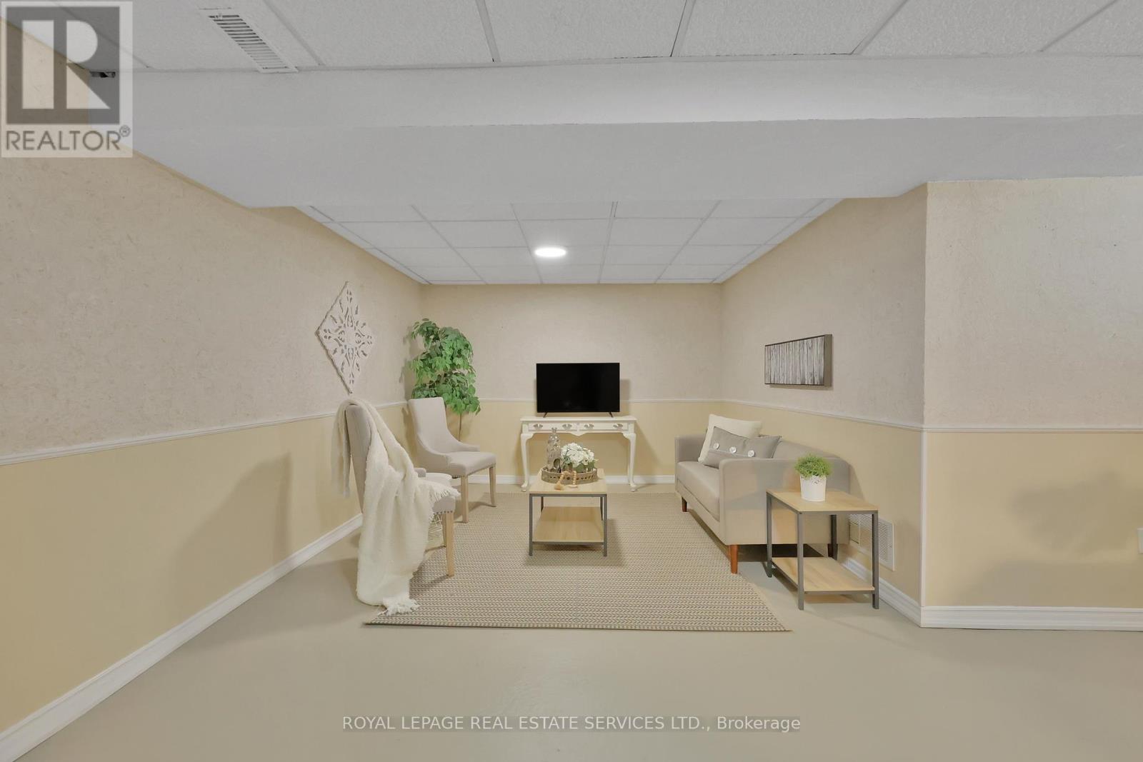 












70 - 3125 FIFTH LINE W

,
Mississauga,




Ontario
L5L3S8

