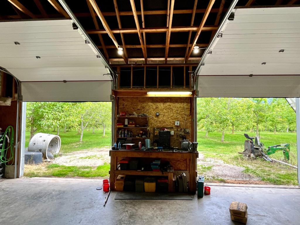 









Lots 71-72


HARRISON

Road,
Arrow Park,




BC
V0G 1R1

