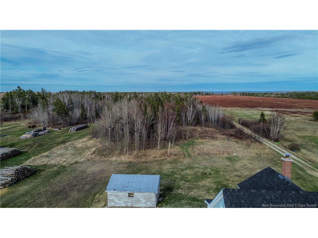 









3669


Morais

,
Bas-Caraquet,




NB
E1W 5Y1

