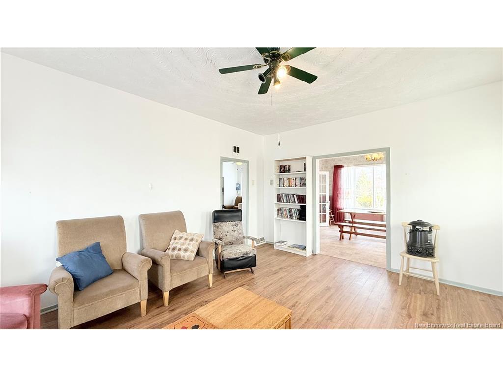 









3669


Morais

,
Bas-Caraquet,




NB
E1W 5Y1

