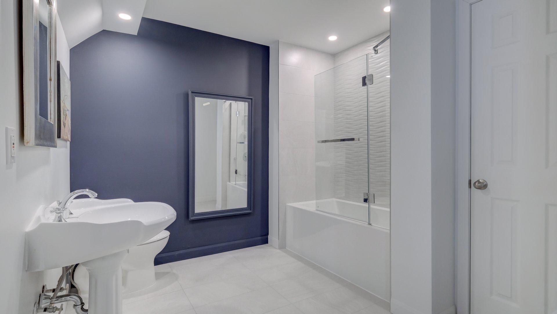 









319


Rue Damien-Benoît

,
Mont-Saint-Hilaire,




QC
J3H6B2

