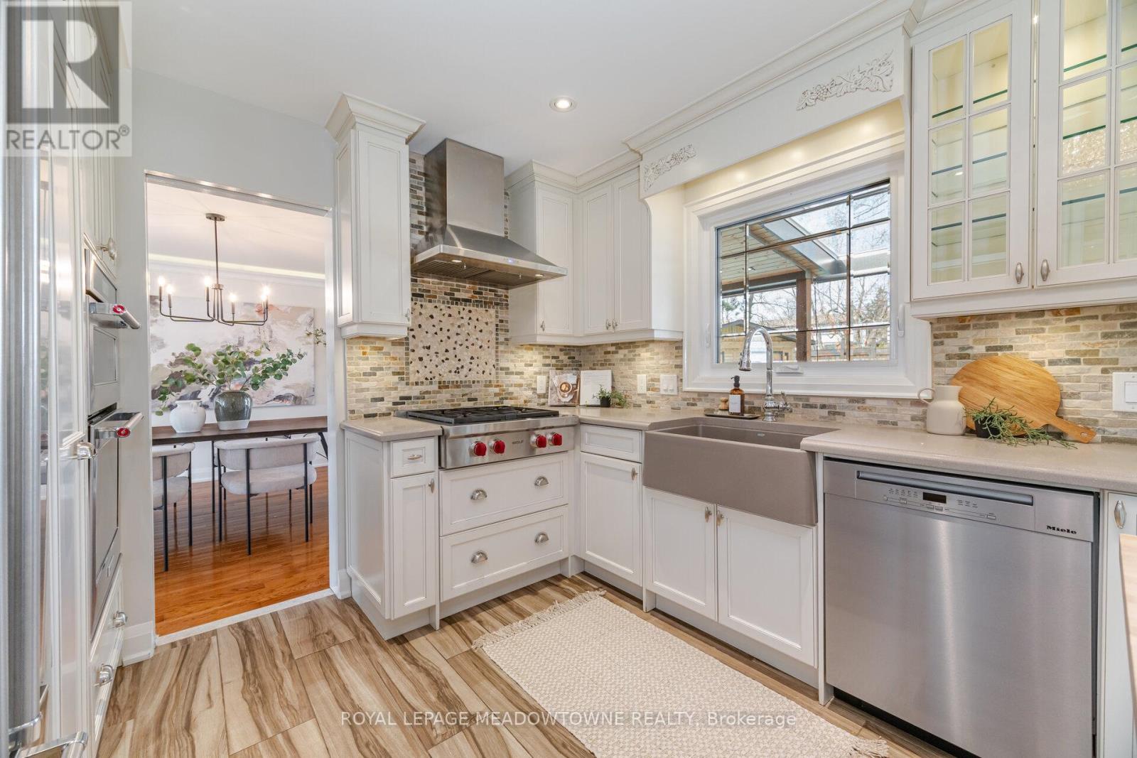 












6736 BARRISDALE DRIVE

,
Mississauga,




Ontario
L5N2H4

