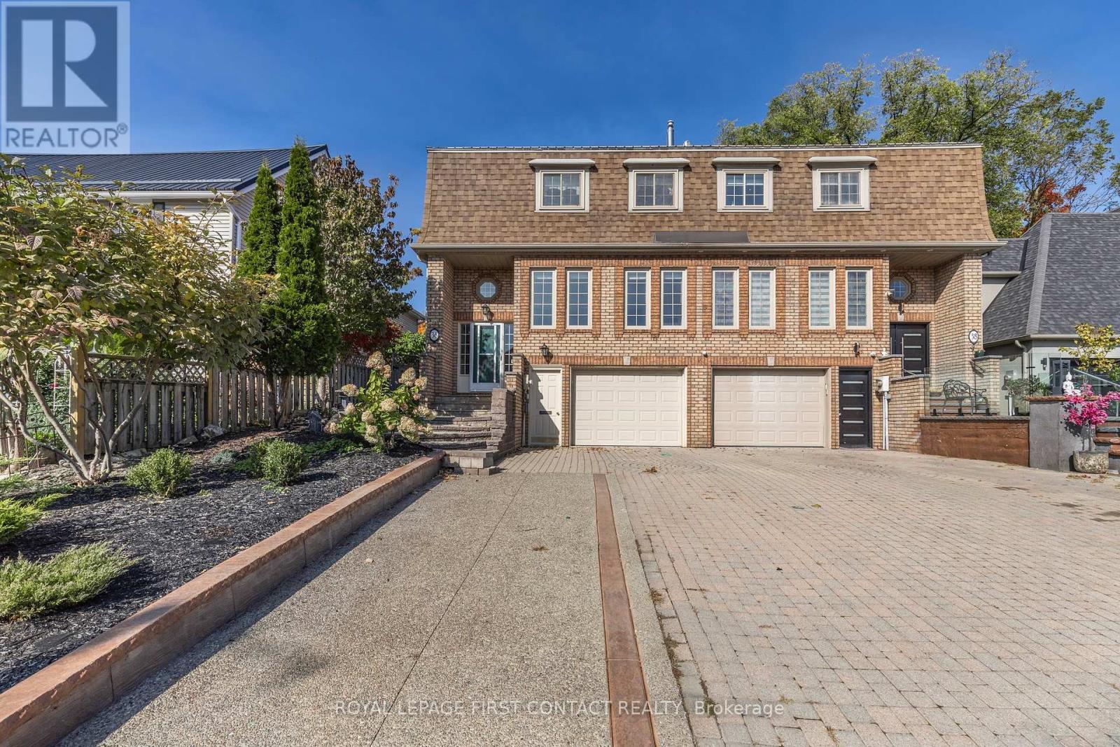 












36 KEMPENFELT DRIVE

,
Barrie,




Ontario
L4M1B9

