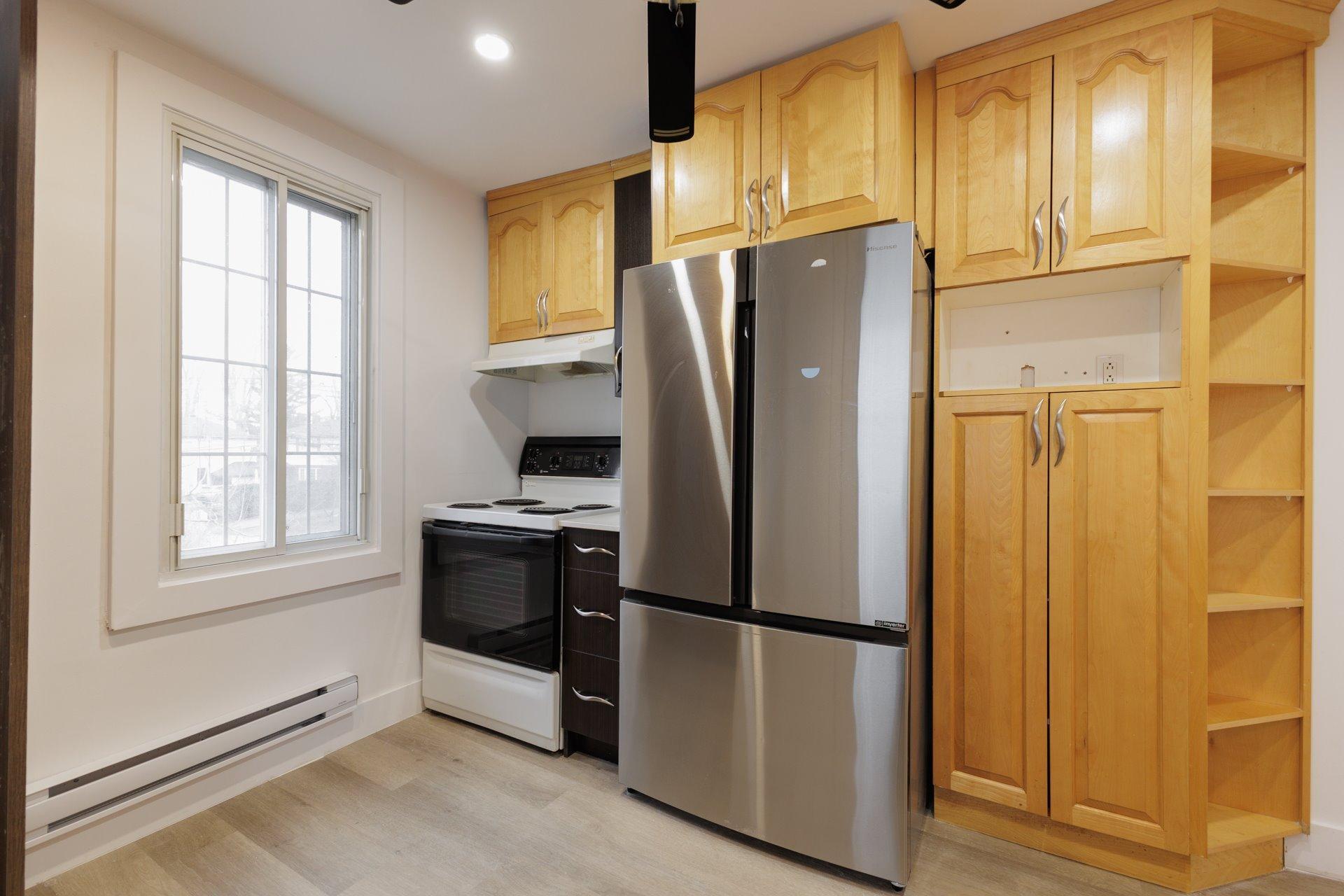 









2220


Av. Nightingale

,
Dorval,




QC
H9S2J9


