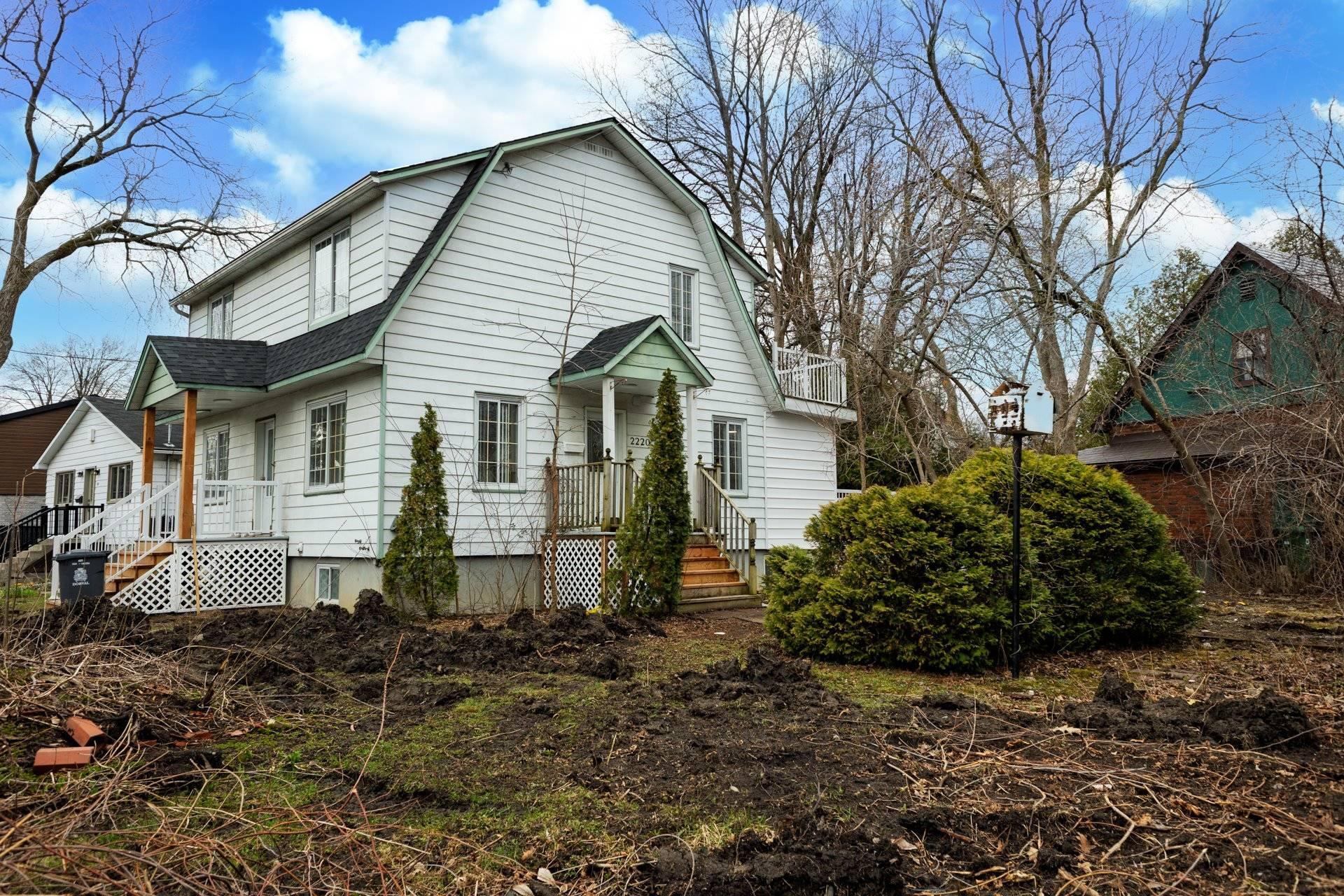 









2220


Av. Nightingale

,
Dorval,




QC
H9S2J9

