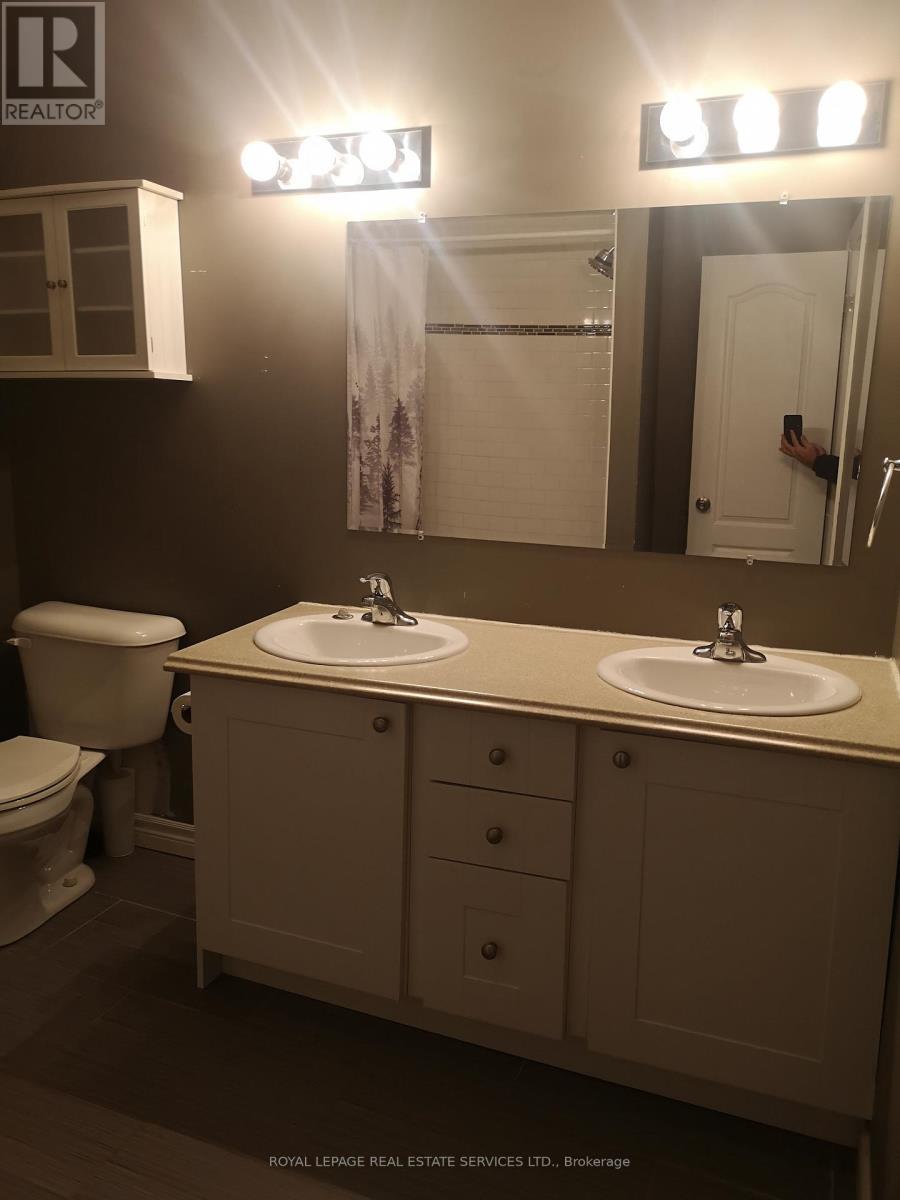 












15 - 12 LANKIN BOULEVARD

,
Orillia,




Ontario
L3V6T2

