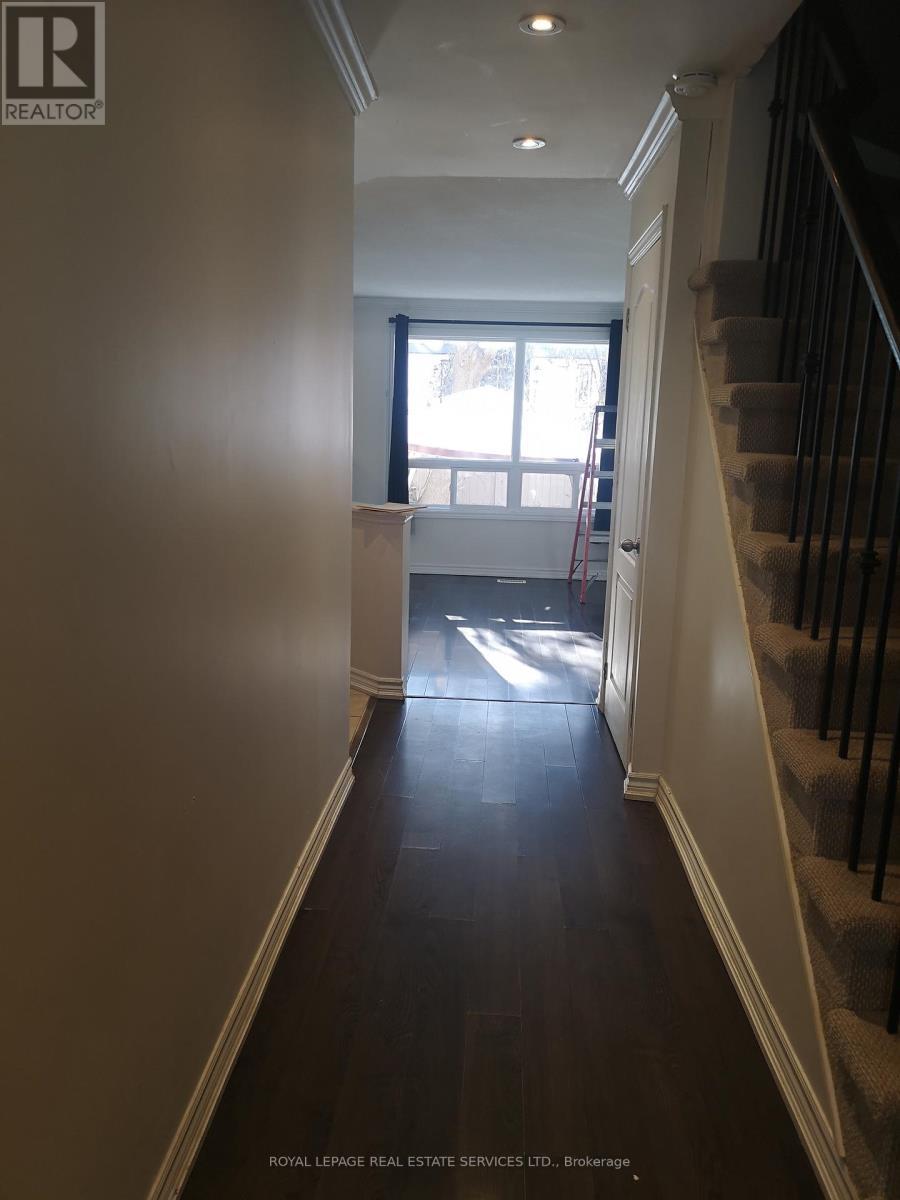 












15 - 12 LANKIN BOULEVARD

,
Orillia,




Ontario
L3V6T2


