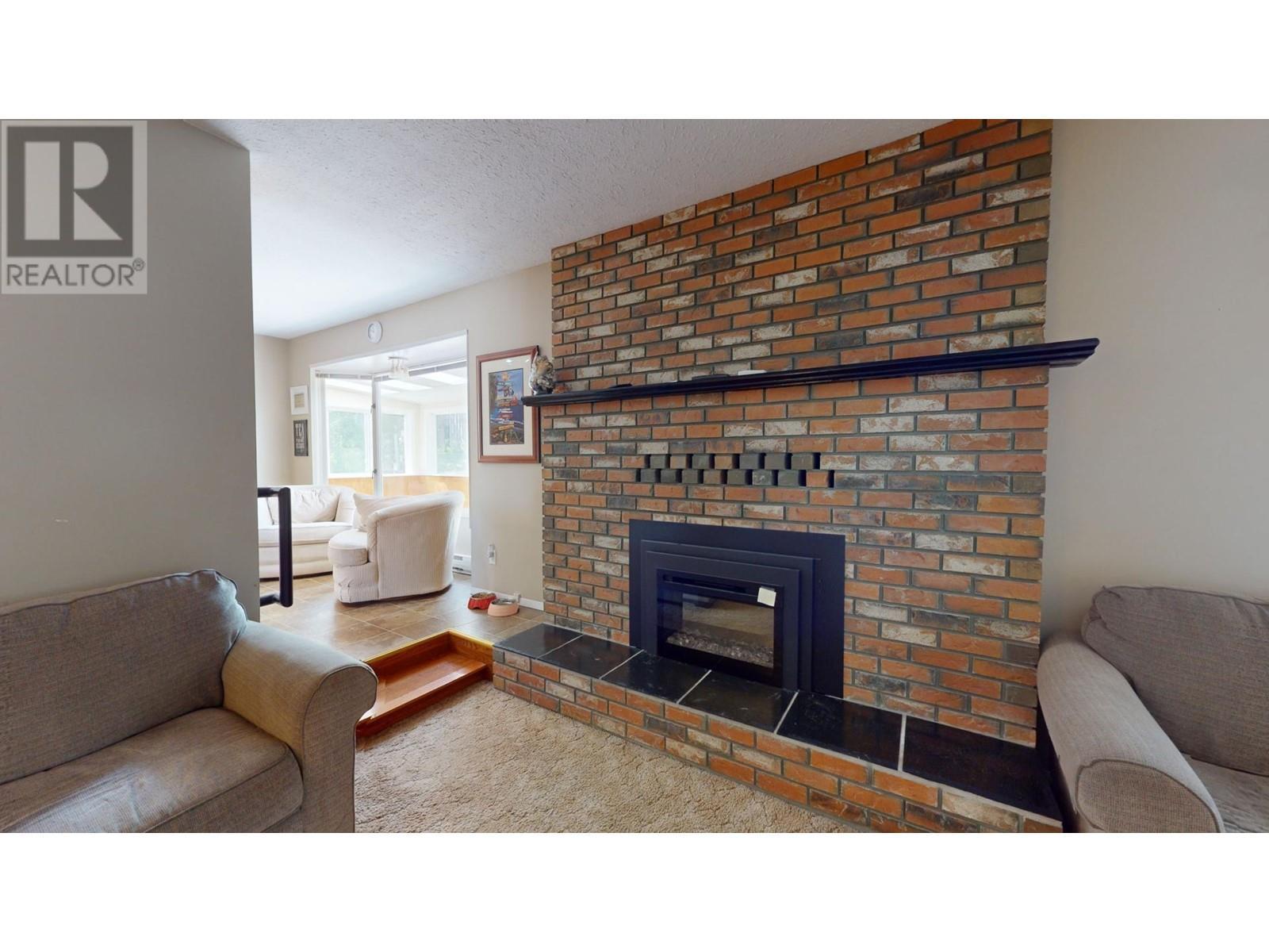 












891 FUNN STREET

,
Quesnel,




British Columbia
V2J5B2


