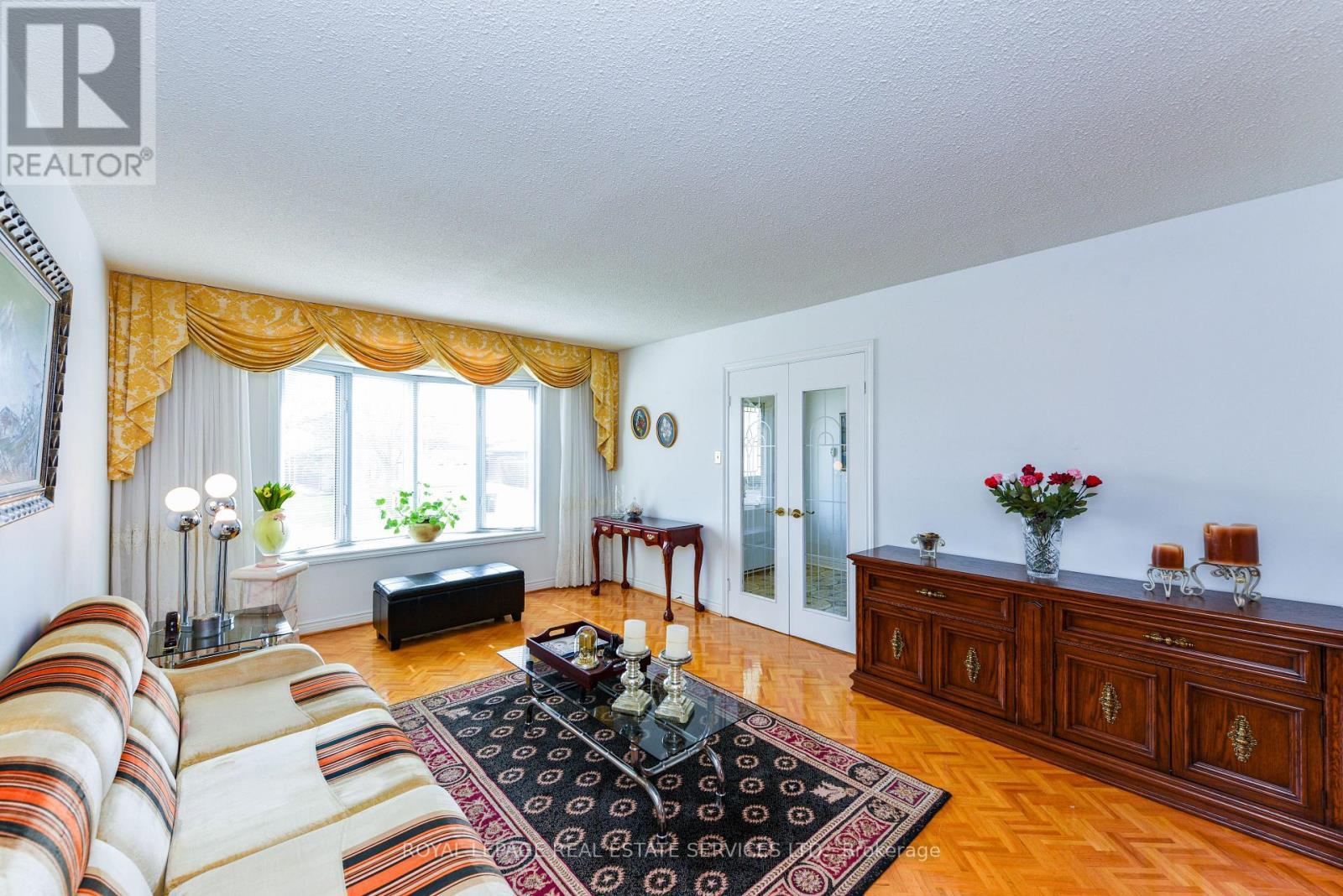 












2696 CRYSTALBURN AVENUE

,
Mississauga,




Ontario
L5B2N8

