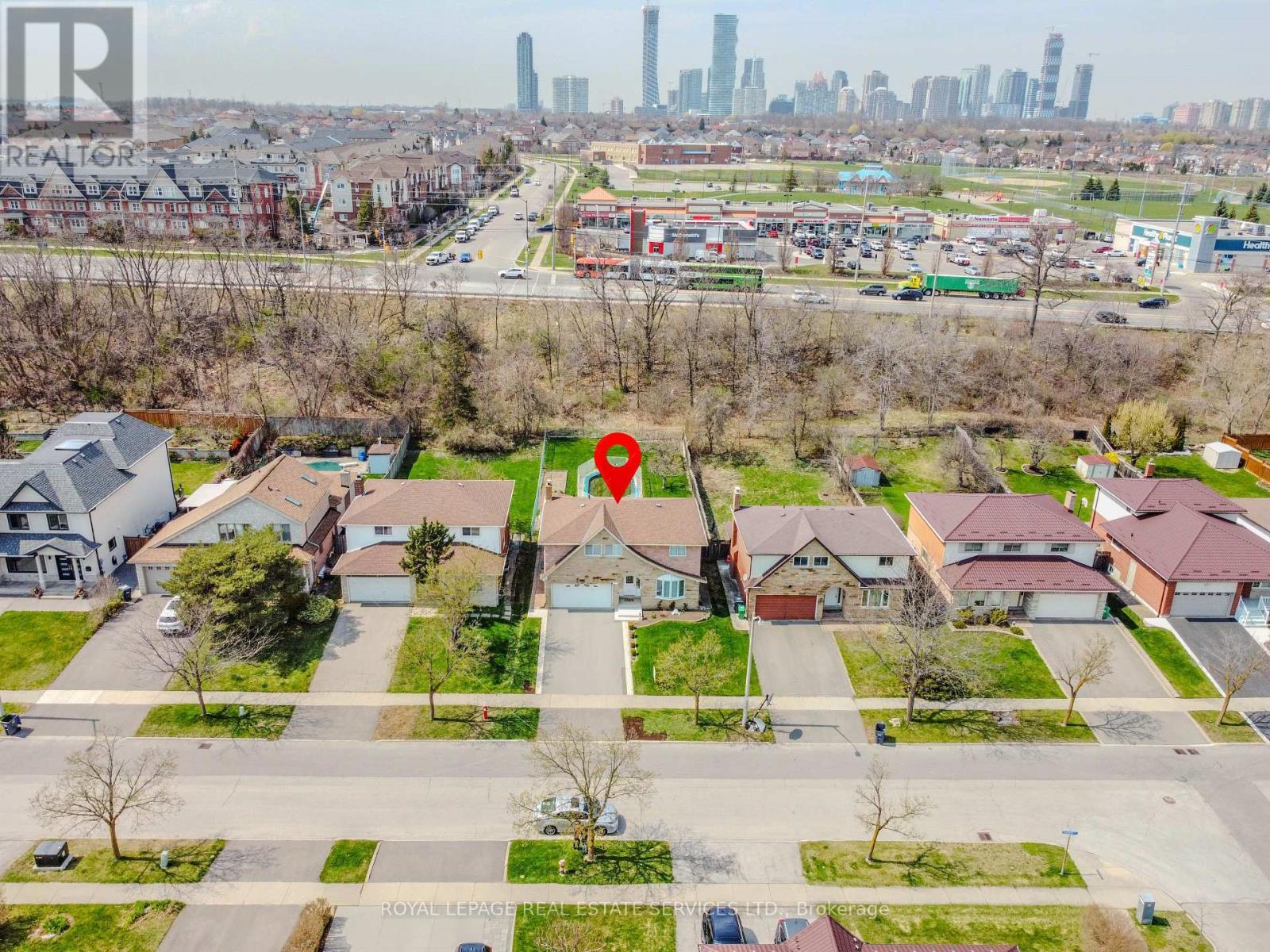












2696 CRYSTALBURN AVENUE

,
Mississauga,




Ontario
L5B2N8

