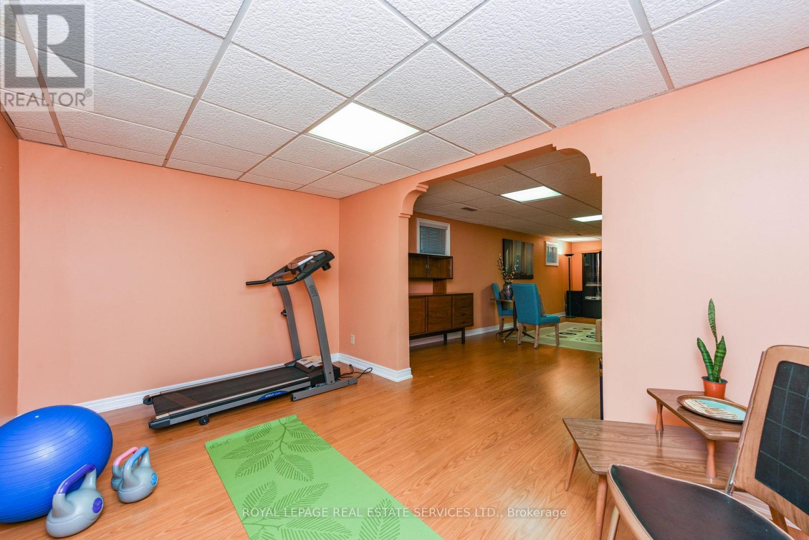 












2696 CRYSTALBURN AVENUE

,
Mississauga,




Ontario
L5B2N8

