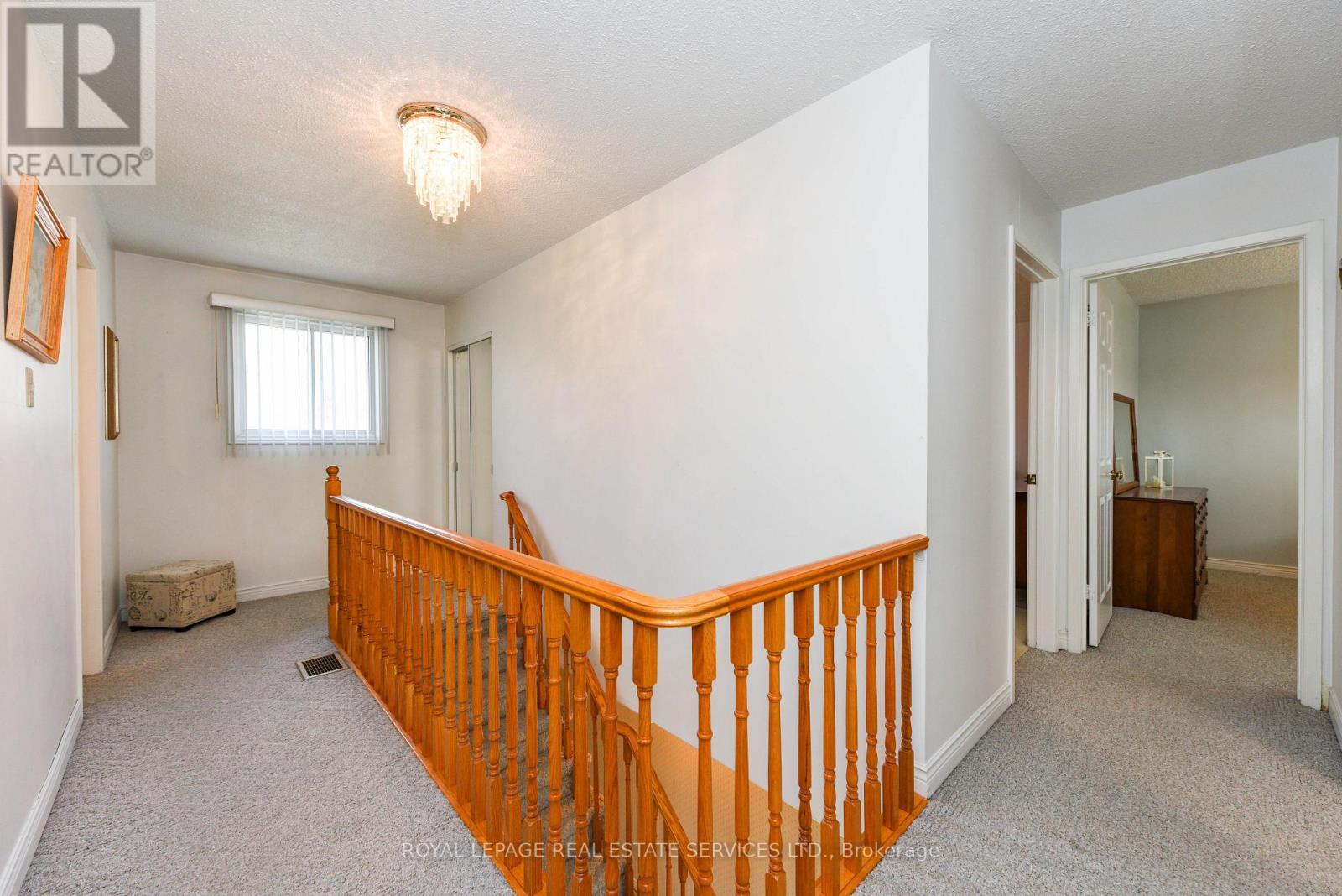 












2696 CRYSTALBURN AVENUE

,
Mississauga,




Ontario
L5B2N8

