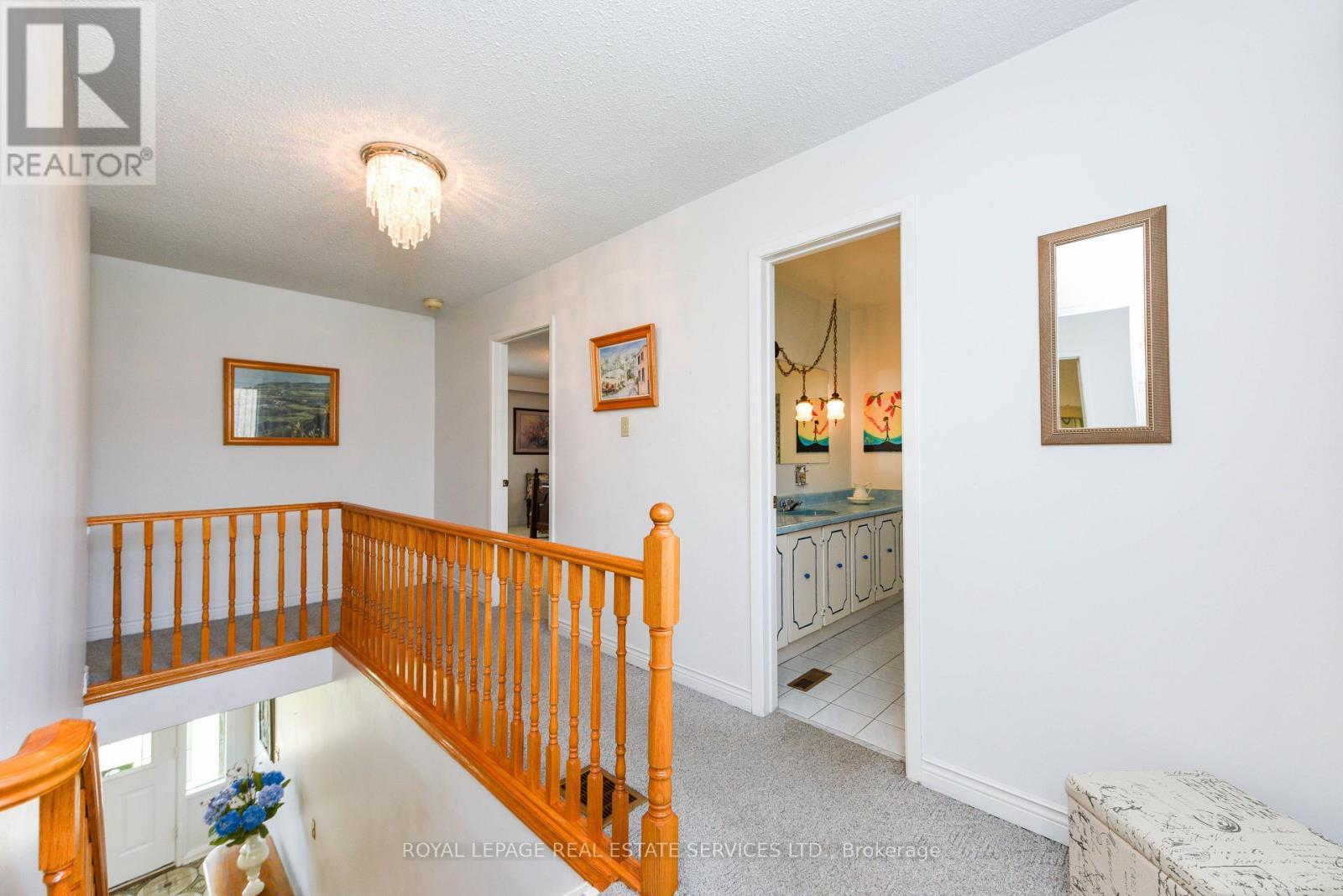 












2696 CRYSTALBURN AVENUE

,
Mississauga,




Ontario
L5B2N8

