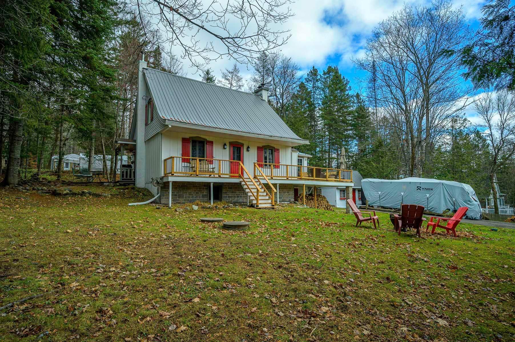 









138


Ch. Boyer

,
Saint-Sauveur,




QC
J0R1R7

