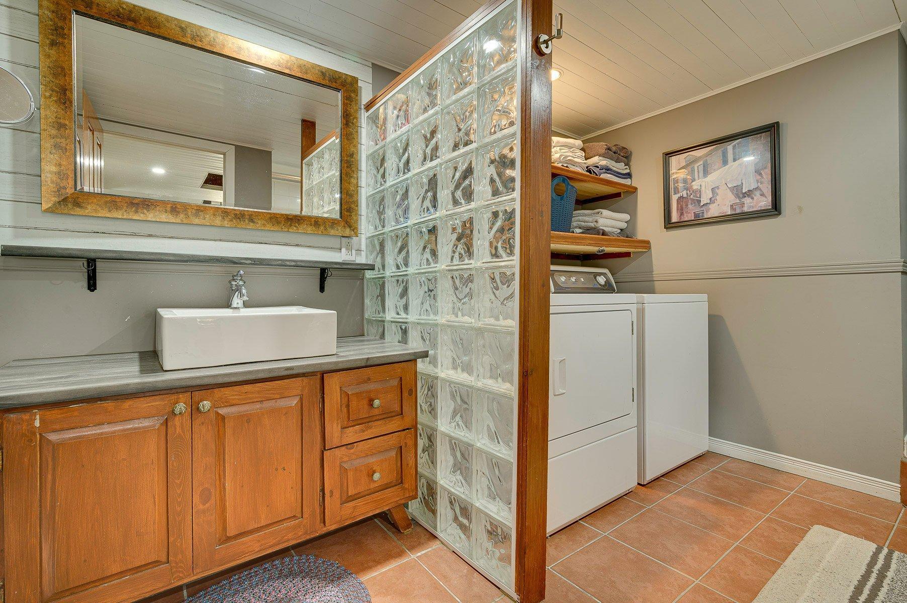 









138


Ch. Boyer

,
Saint-Sauveur,




QC
J0R1R7

