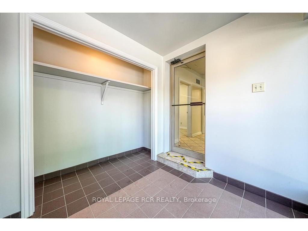 









590


Adelaide

Street, MAIN LEVEL,
Woodstock,




ON
N4S 4B9

