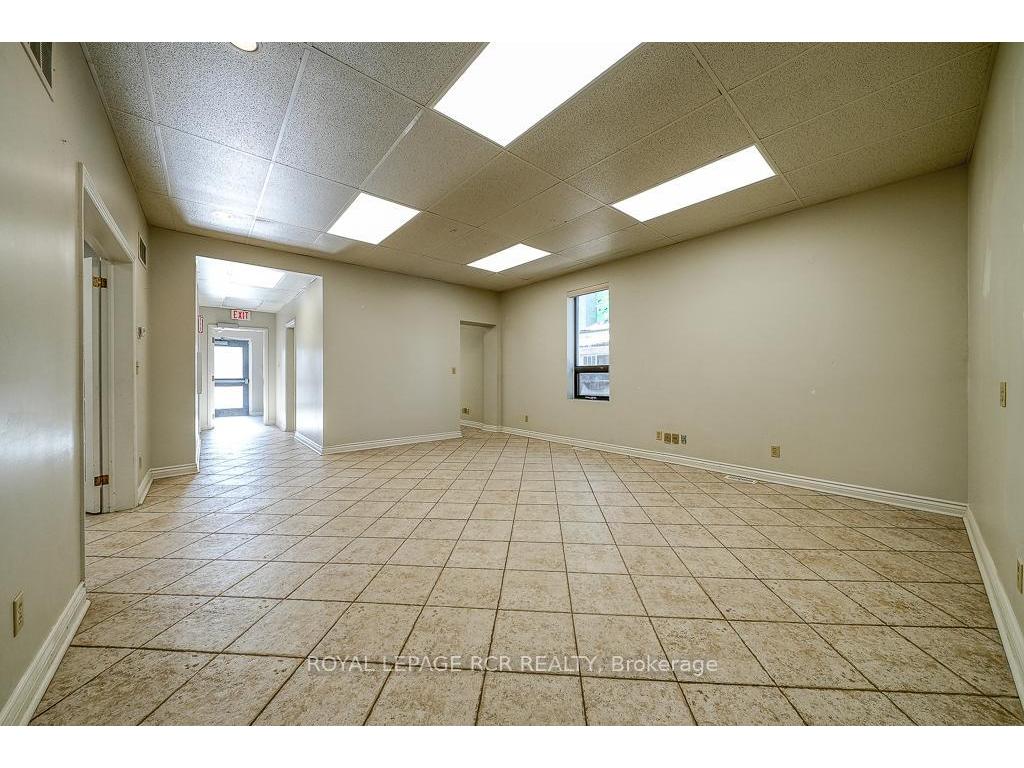 









590


Adelaide

Street, MAIN LEVEL,
Woodstock,




ON
N4S 4B9


