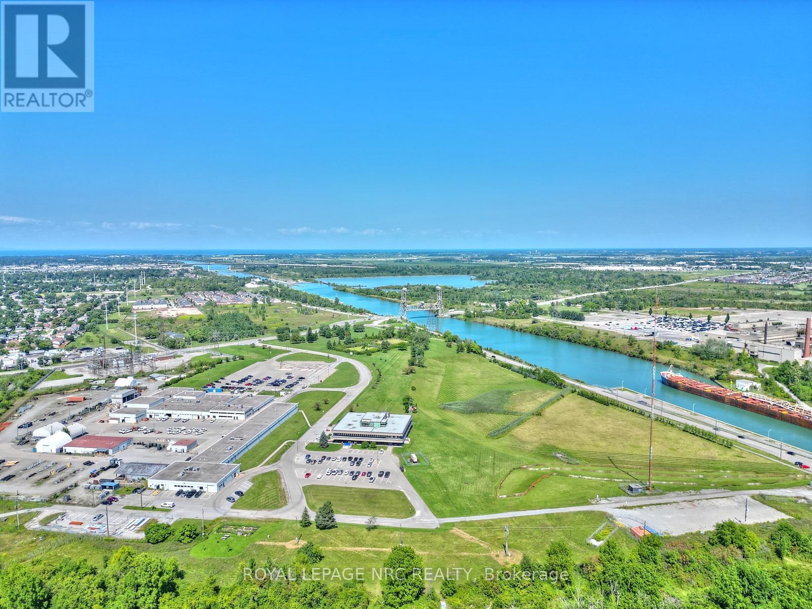 












2 FAIRBURN AVENUE

,
St. Catharines (Burleigh Hill),




Ontario
L2T1B2

