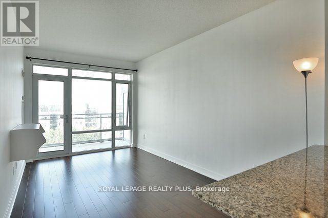 












812 - 360 SQUARE ONE DRIVE

,
Mississauga,




Ontario
L5B0G7

