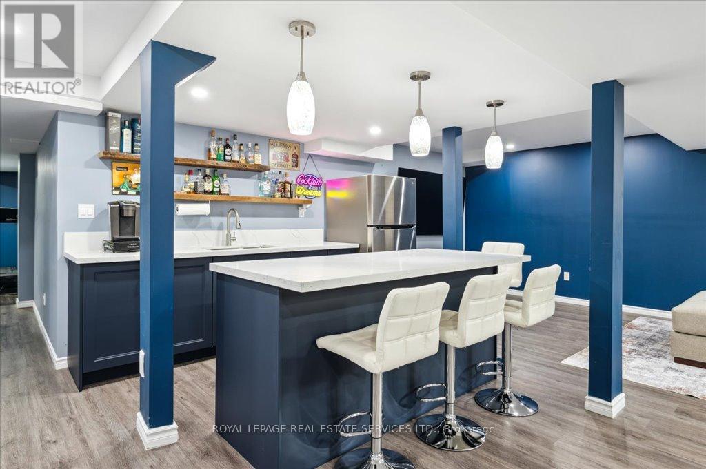 












5443 JACADA ROAD

,
Burlington,




Ontario
L7L7N3

