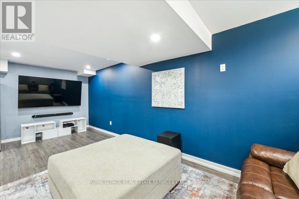 












5443 JACADA ROAD

,
Burlington,




Ontario
L7L7N3

