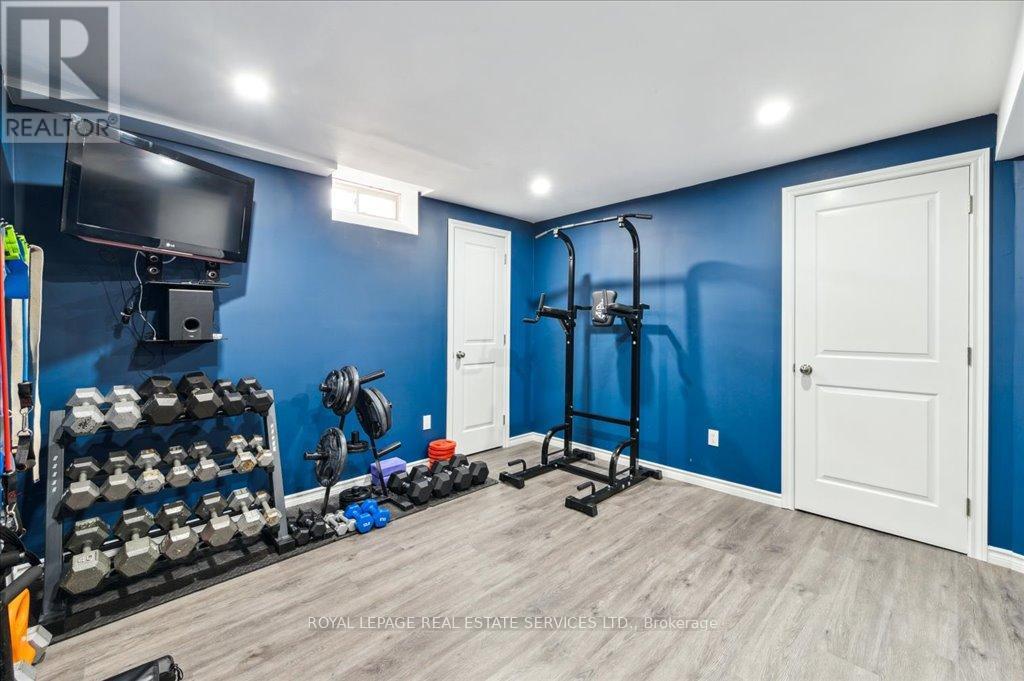 












5443 JACADA ROAD

,
Burlington,




Ontario
L7L7N3

