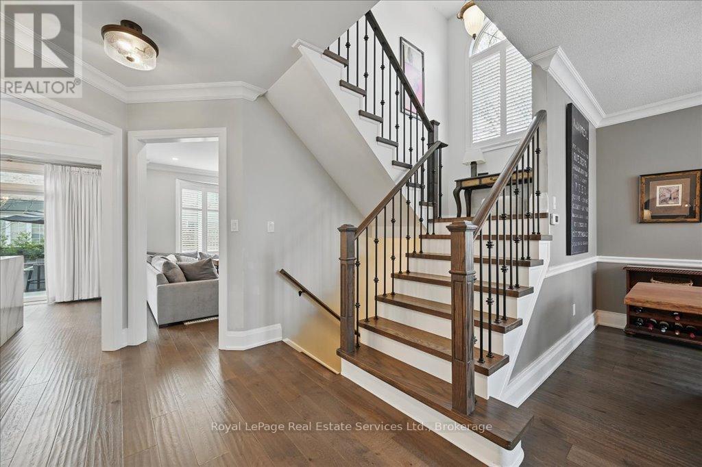 












2144 BLACKFOREST CRESCENT

,
Oakville (WM Westmount),




Ontario
L6M4T7

