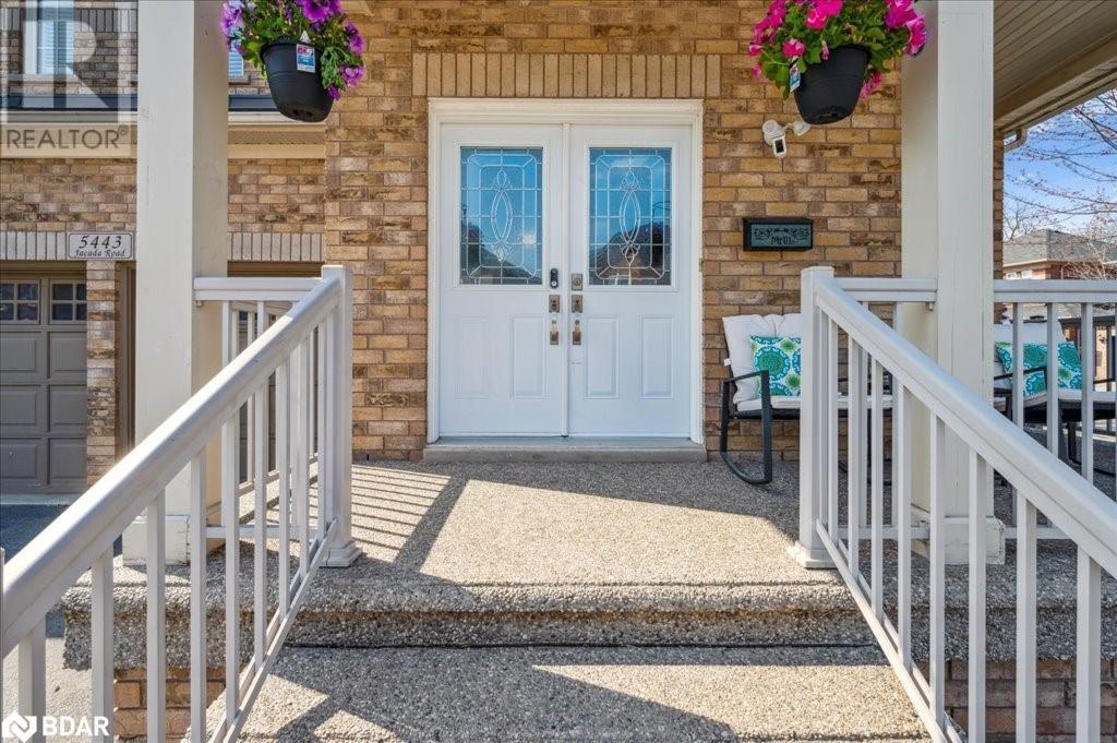 












5443 JACADA Road

,
Burlington,




Ontario
L7L7N3

