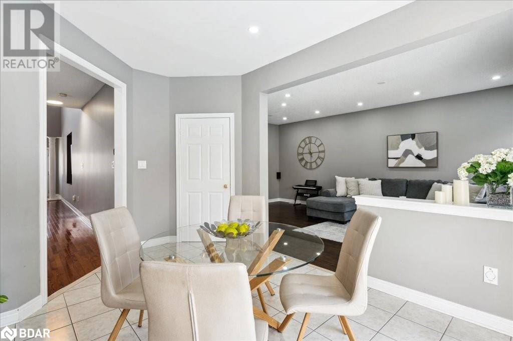 












5443 JACADA Road

,
Burlington,




Ontario
L7L7N3

