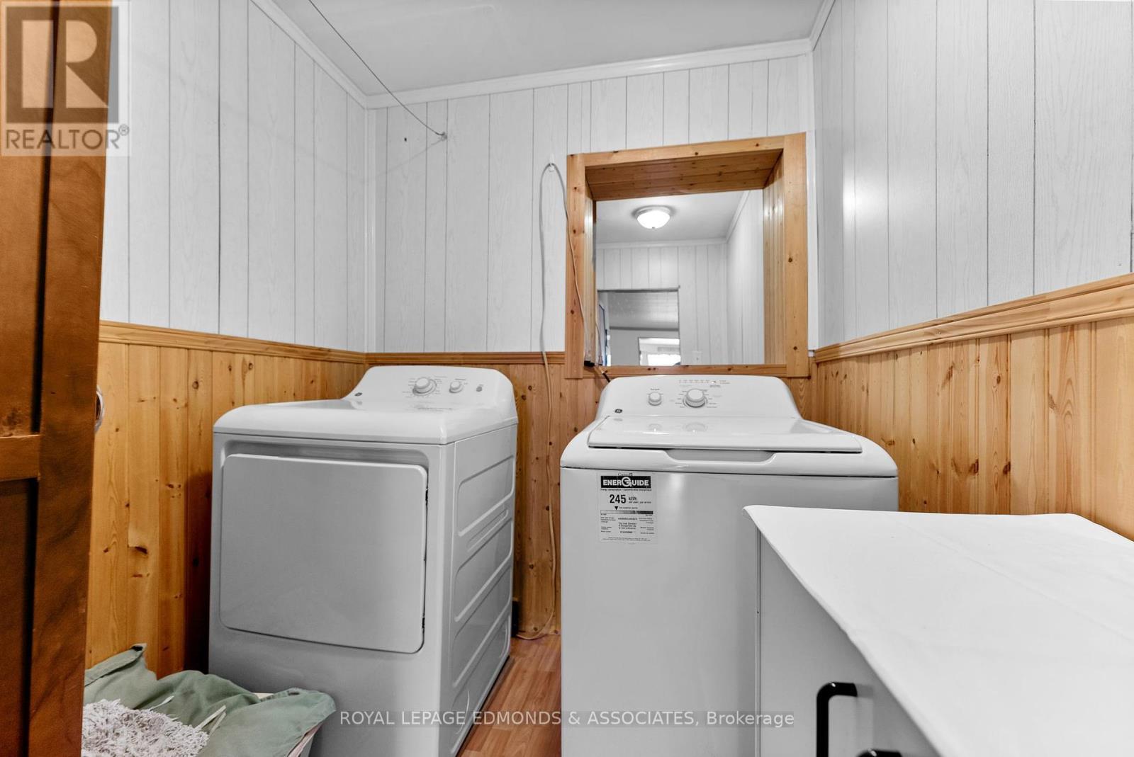 












11333 ROUND LAKE ROAD

,
Laurentian Valley,




Ontario
K8A0K9

