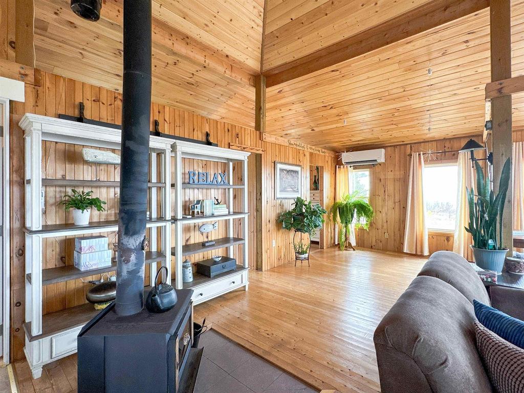 












3 Oswald Road

,
Borden-Carleton,




PE
C0B 1X0

