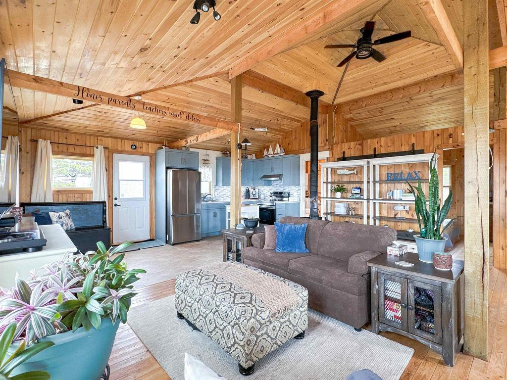 












3 Oswald Road

,
Borden-Carleton,




PE
C0B 1X0


