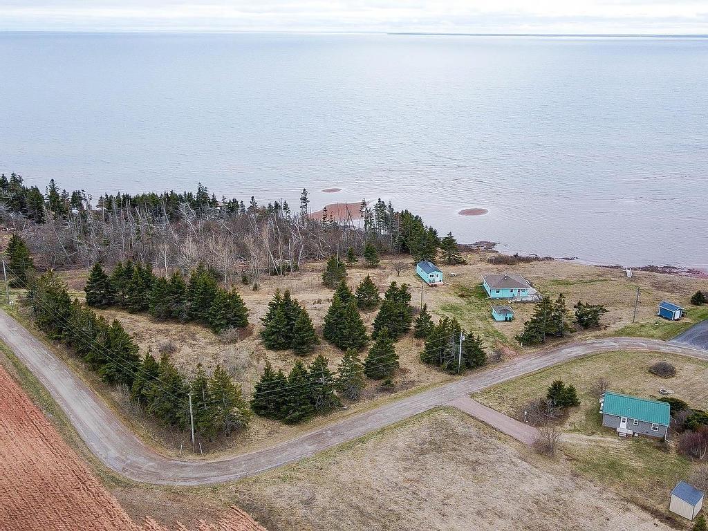 












3 Oswald Road

,
Borden-Carleton,




PE
C0B 1X0

