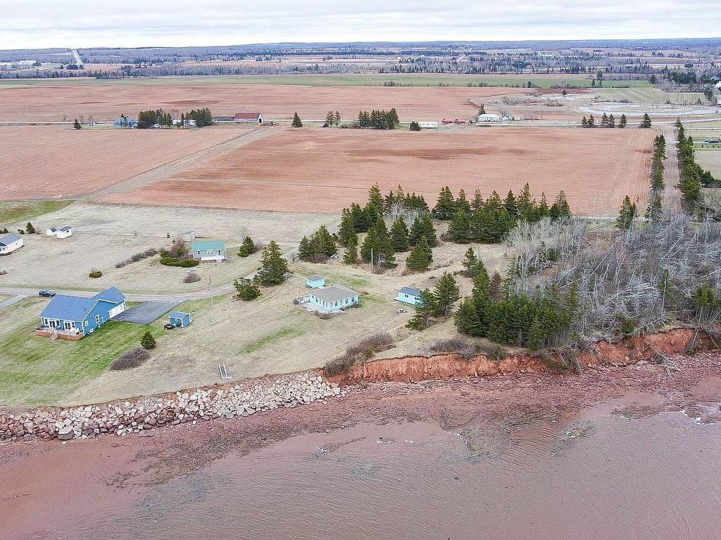 












3 Oswald Road

,
Borden-Carleton,




PE
C0B 1X0

