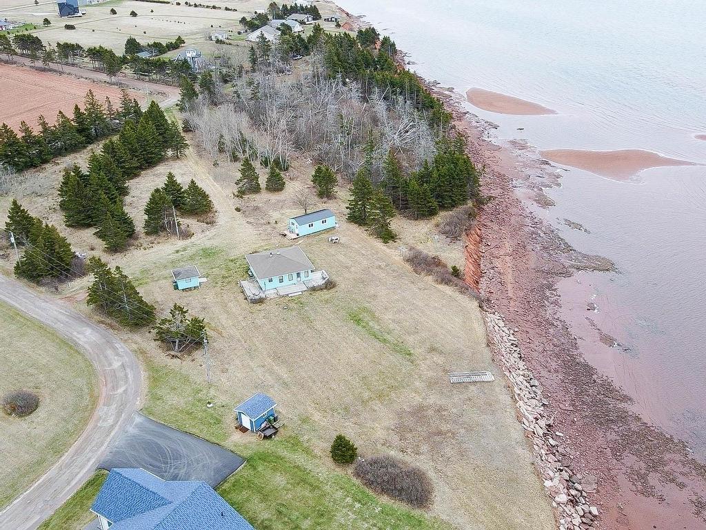 












3 Oswald Road

,
Borden-Carleton,




PE
C0B 1X0

