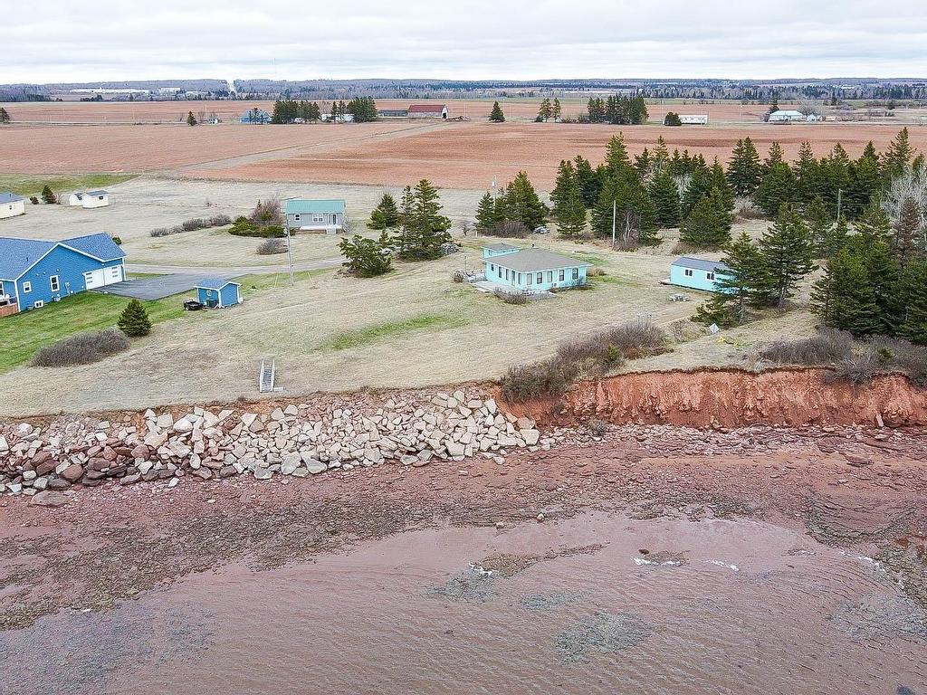 












3 Oswald Road

,
Borden-Carleton,




PE
C0B 1X0


