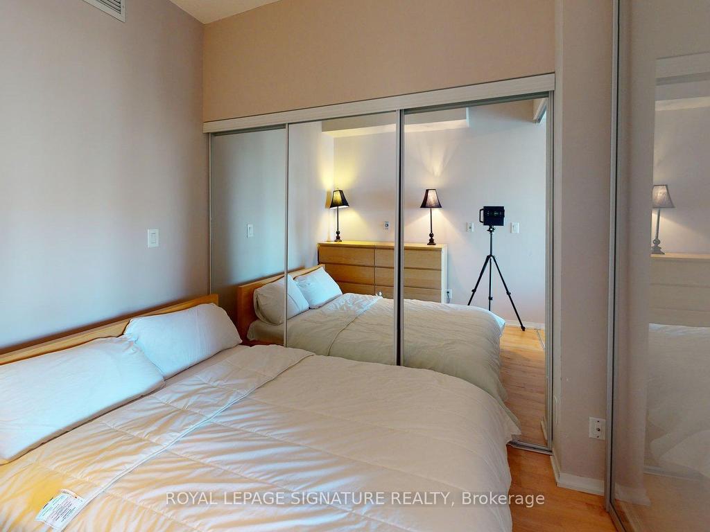 









55


Bremner

Boulevard, 2306,
Toronto,




ON
M5J 0A6

