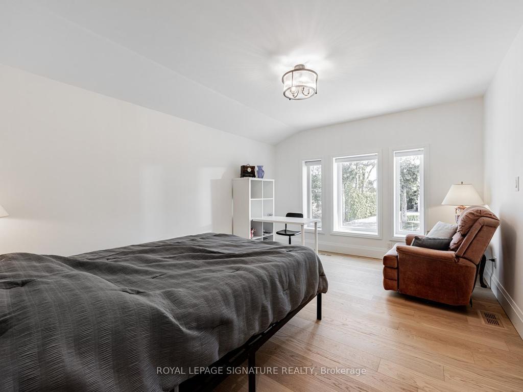 









22


Yorkleigh

Avenue,
Toronto,




ON
M9P 1Y4

