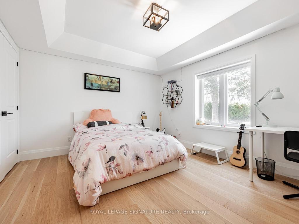 









22


Yorkleigh

Avenue,
Toronto,




ON
M9P 1Y4

