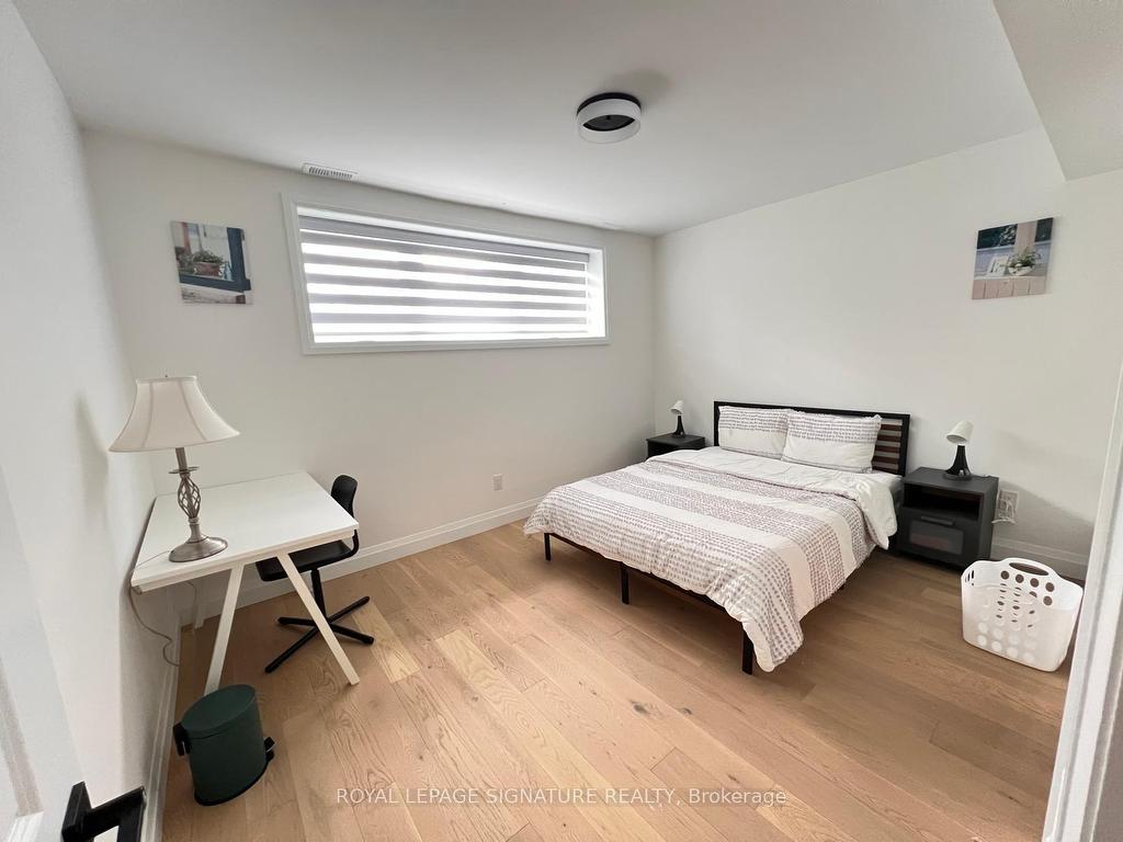 









22


Yorkleigh

Avenue,
Toronto,




ON
M9P 1Y4

