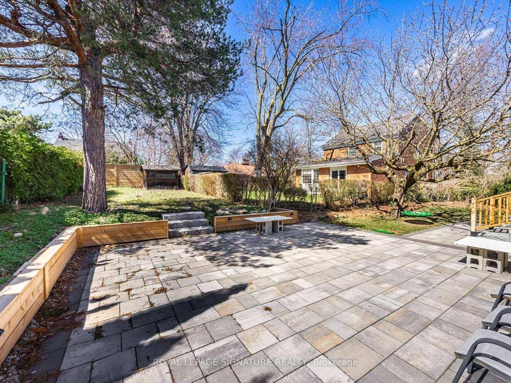 









22


Yorkleigh

Avenue,
Toronto,




ON
M9P 1Y4

