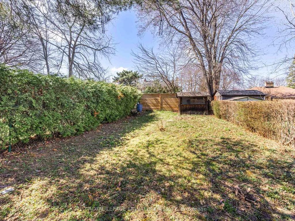 









22


Yorkleigh

Avenue,
Toronto,




ON
M9P 1Y4

