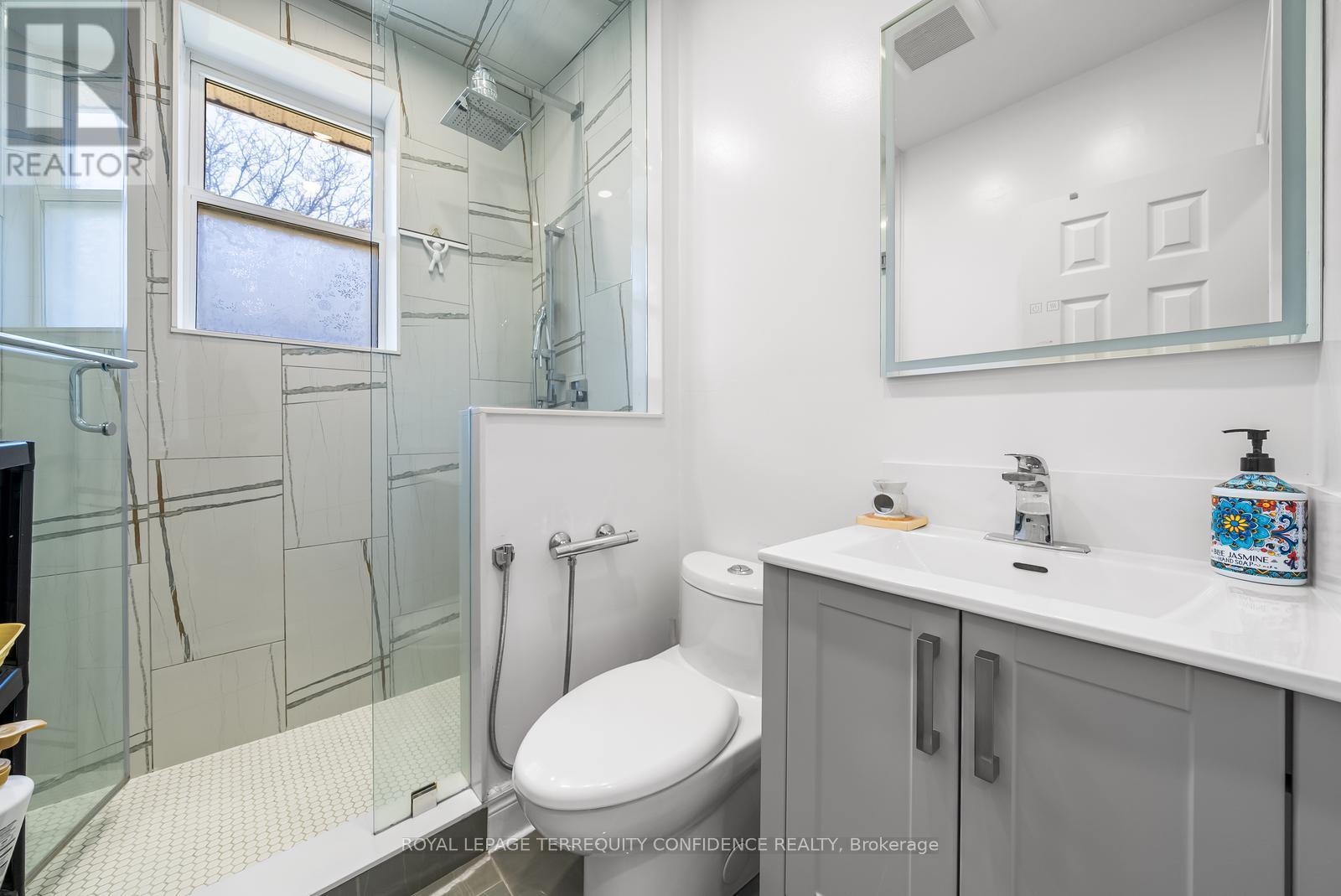 












103 HOUNSLOW AVENUE

,
Toronto,




Ontario
M2N2B1

